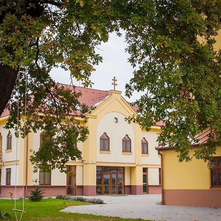 Mamre Szallo Hajduboszormeny Exterior photo